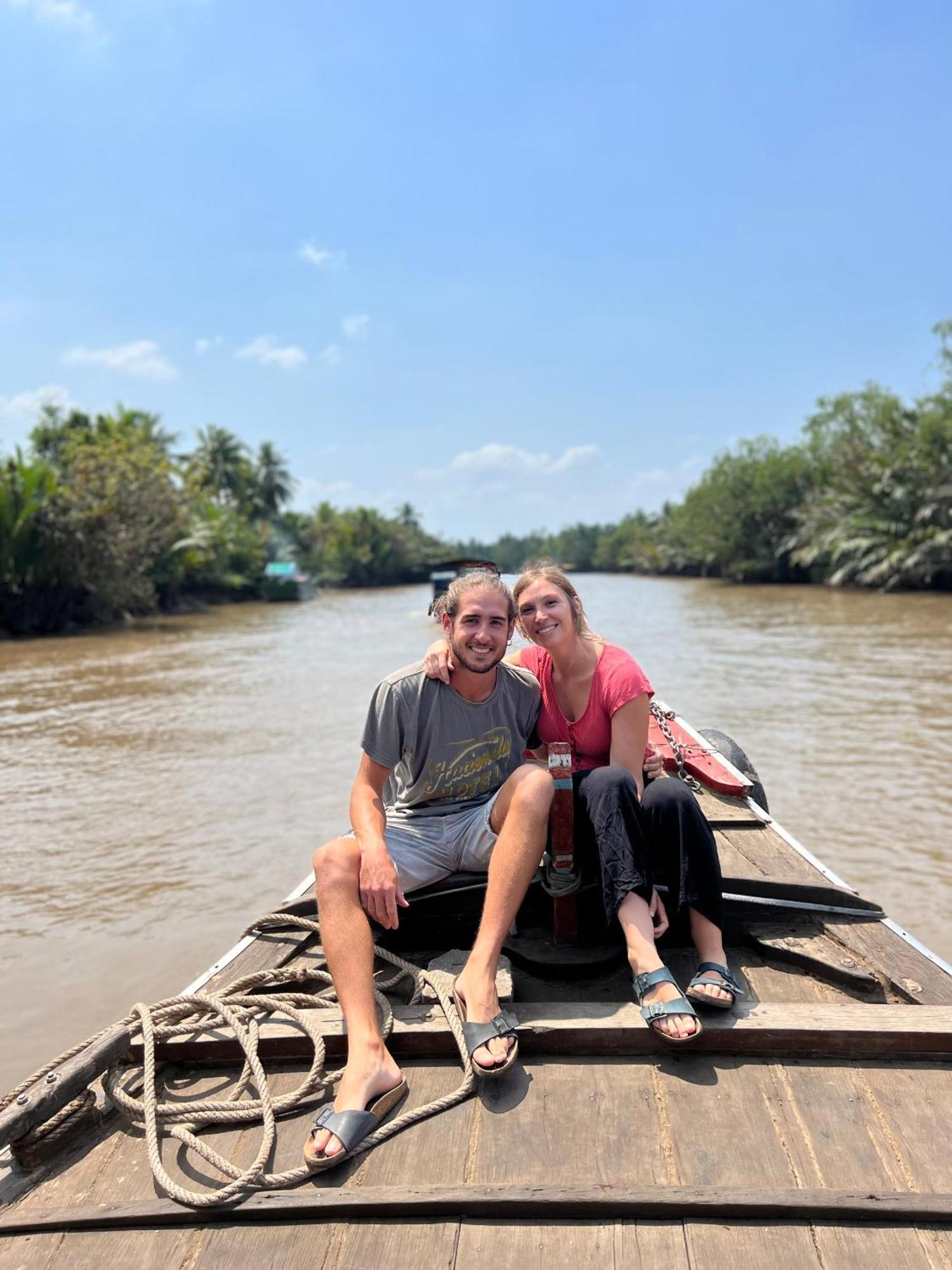 Hide Away Bungalows In Ben Tre City Экстерьер фото